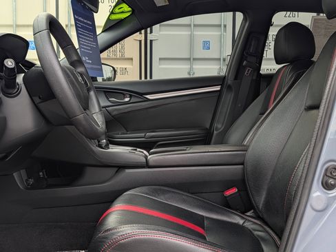 Used 2018 Honda Civic EX image 19