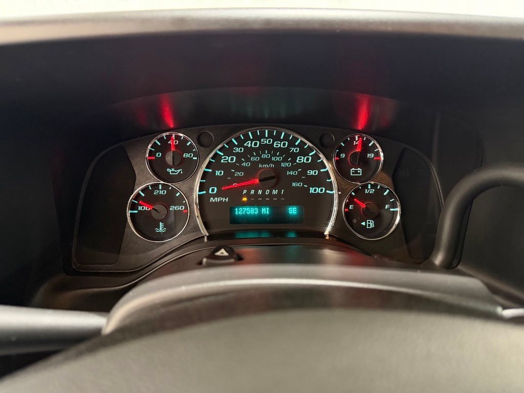 Used 2020 Chevrolet Express 3500 LT w/ LT Preferred Equipment Group RWD image 18