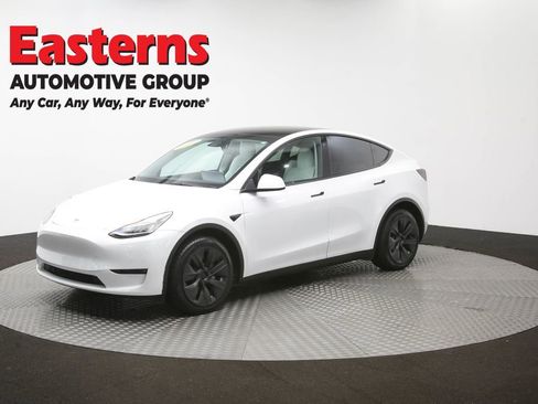 Used 2022 Tesla Model Y Long Range AWD/4WD image 52
