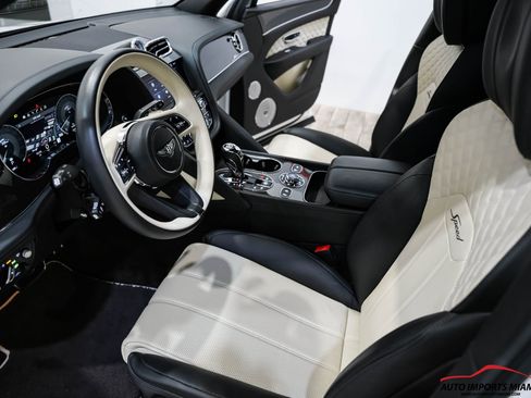 Used 2022 Bentley Bentayga Speed image 36