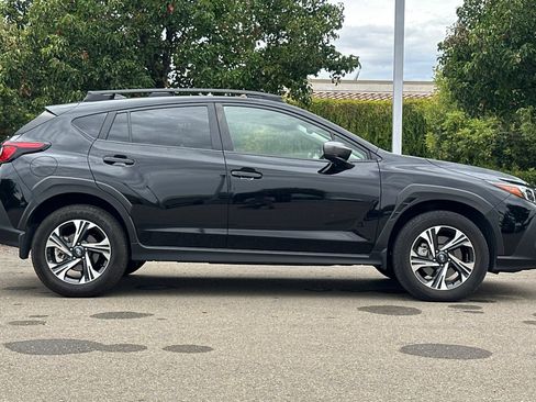 Used 2024 Subaru Crosstrek 2.0i Premium AWD/4WD image 3