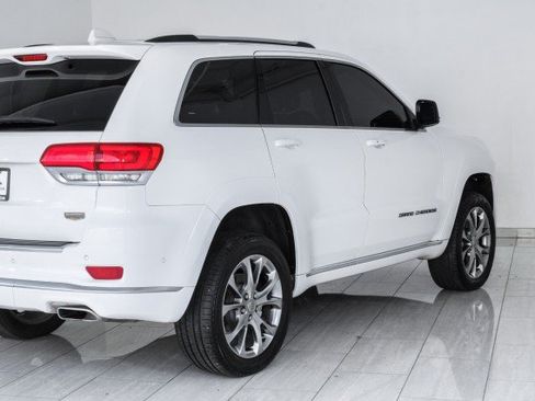 Used 2020 Jeep Grand Cherokee Summit w/ Platinum Series Group AWD/4WD image 63