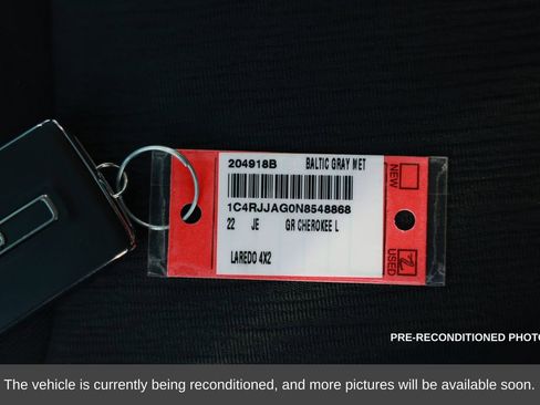 Used 2022 Jeep Grand Cherokee L Laredo w/ Luxury Tech Group I image 18