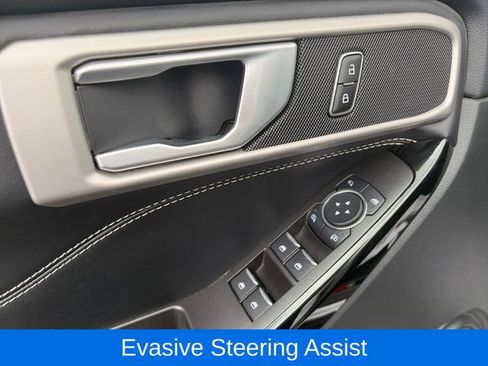 Used 2023 Ford Explorer ST AWD/4WD image 20