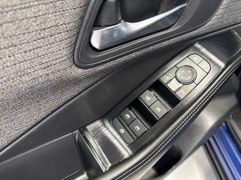 Used 2022 Nissan Rogue SV FWD image 15