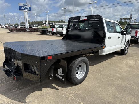 New 2025 Ford F350 XL RWD image 4