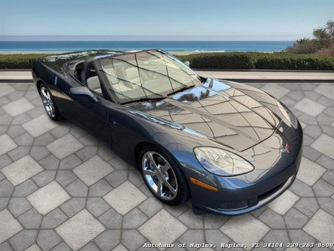 Used 2010 Chevrolet Corvette Convertible w/ Preferred Equipment Group image 3