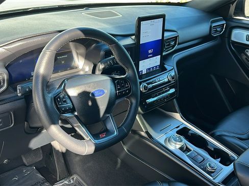 Certified 2022 Ford Explorer ST w/ Equipment Group 401A image 9