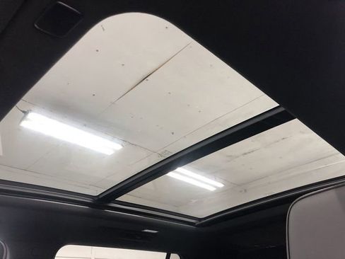 Used 2023 Chevrolet Suburban RST w/ Sport Performance Package image 23