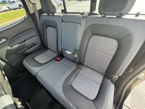 Used 2022 Chevrolet Colorado Z71 image 11