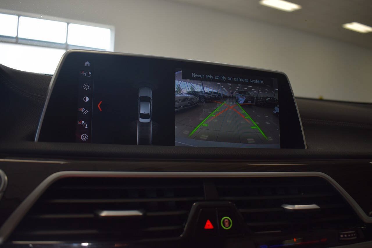 Used 2019 BMW 740i RWD image 31