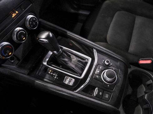 Used 2019 MAZDA CX-5 Sport FWD image 25