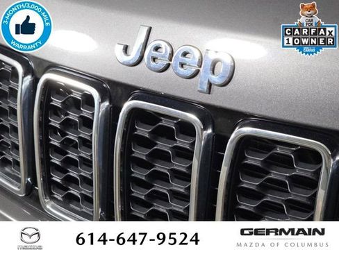 Used 2017 Jeep Grand Cherokee Limited AWD/4WD image 13