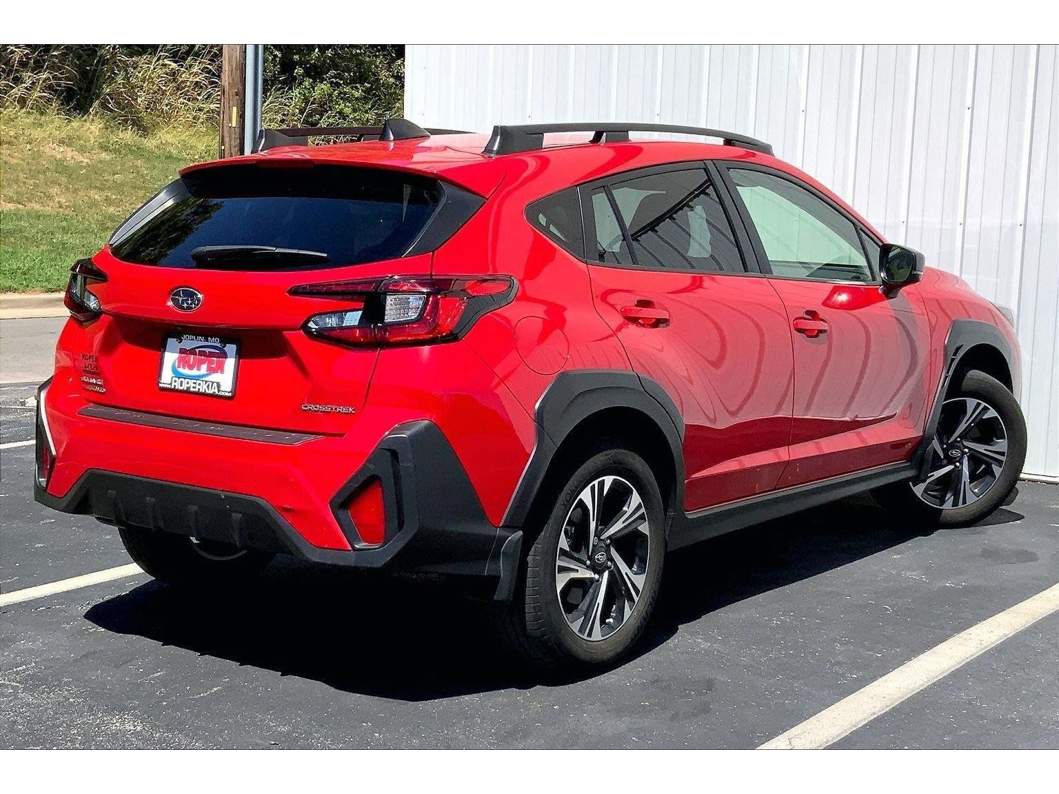 Used 2024 Subaru Crosstrek 2.0i Premium AWD/4WD image 11