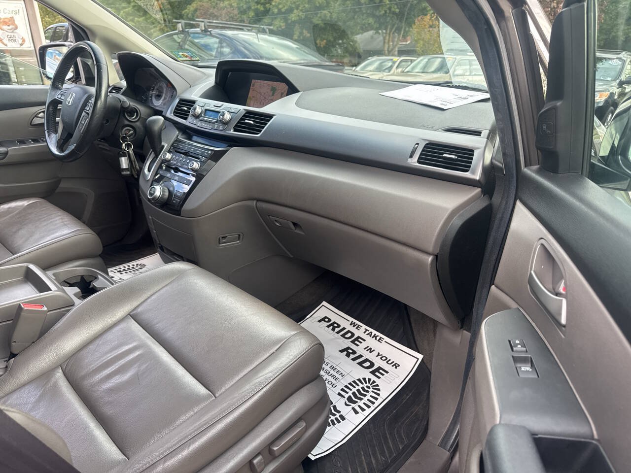 Used 2012 Honda Odyssey Touring Elite image 9