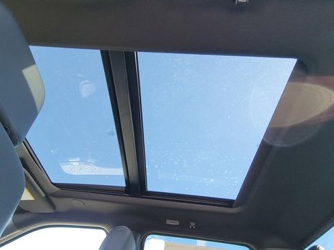 New 2026 Ford F350 Platinum image 9