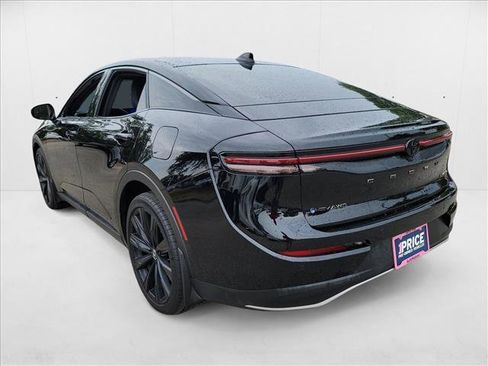 Used 2025 Toyota Crown Nightshade image 7