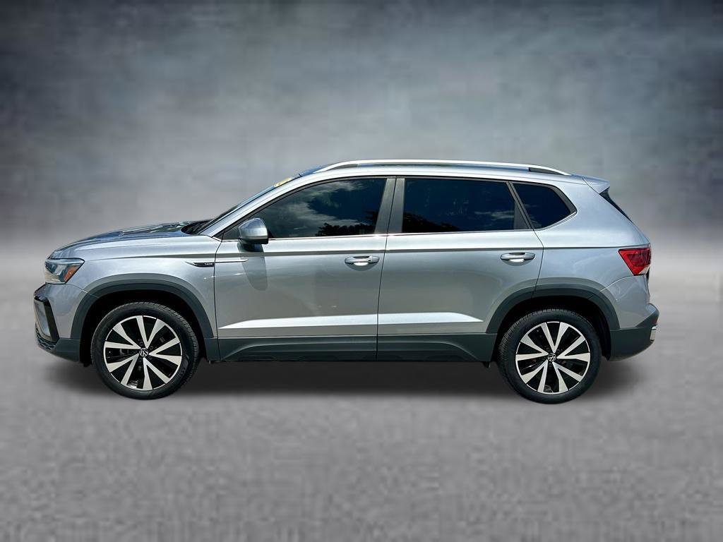 Used 2022 Volkswagen Taos SE FWD image 8