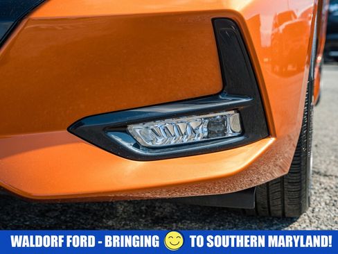 Used 2023 Nissan Sentra SR w/ SR Premium Package image 14