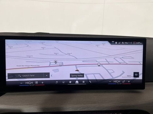 Used 2025 BMW 330i xDrive Sedan w/ Convenience Package image 16