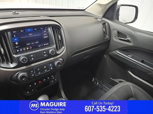 Used 2022 GMC Canyon AT4 AWD/4WD image 28