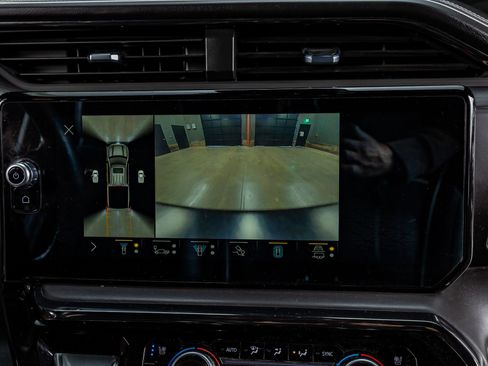 Used 2022 GMC Sierra 1500 AT4X image 26