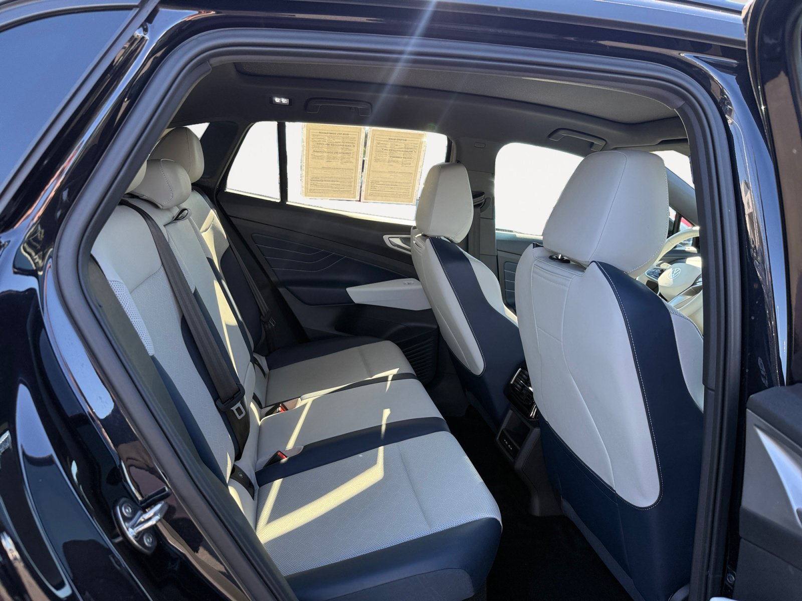 Certified 2023 Volkswagen ID.4 Pro S AWD/4WD image 18