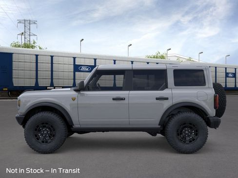 New 2026 Ford Bronco Badlands AWD/4WD image 3