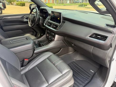 Used 2023 Chevrolet Tahoe RST w/ RST Performance Edition AWD/4WD image 18