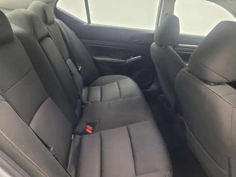Used 2023 Nissan Altima 2.5 SV image 19
