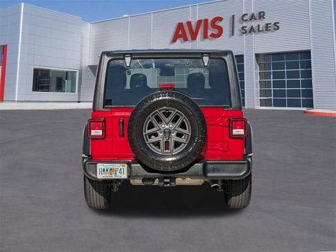 Used 2024 Jeep Wrangler Sport S image 7