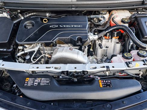 Used 2018 Chevrolet Volt LT w/ Comfort Package image 22