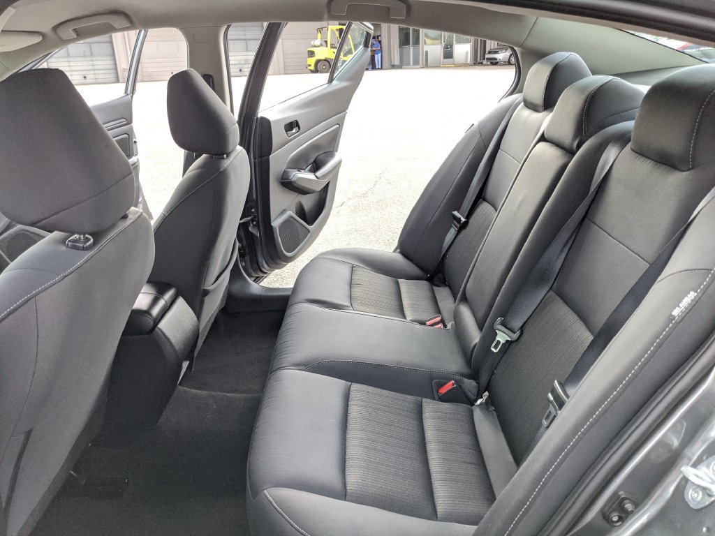 Used 2024 Nissan Altima 2.5 SV FWD image 16