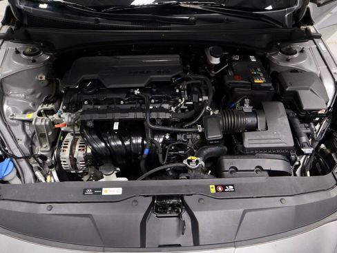 Used 2023 Hyundai Elantra SEL FWD image 16