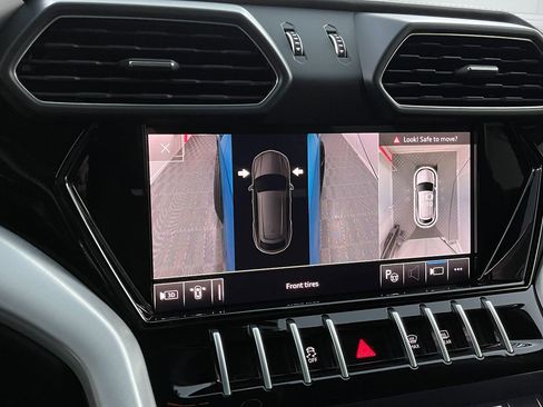 Used 2021 Lamborghini Urus image 41