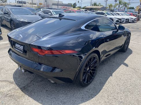 Used 2015 Jaguar F-TYPE Coupe RWD image 8