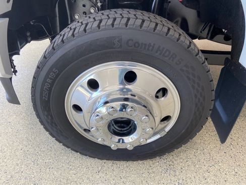 New 2026 Ford F450 XLT w/ FX4 Off-Road Package AWD/4WD image 10
