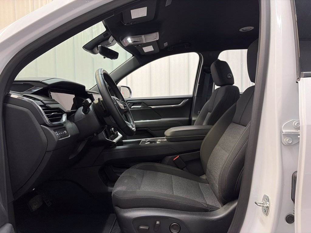Used 2026 GMC Acadia Elevation AWD/4WD image 11