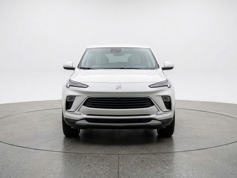 Used 2025 Buick Encore GX Preferred image 2