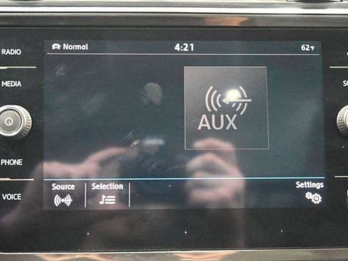 Used 2018 Volkswagen Tiguan SE w/ Panoramic Sunroof Package AWD/4WD image 21