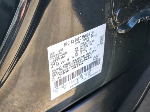 Used 2022 Ford Explorer XLT w/ Equipment Group 202A image 36