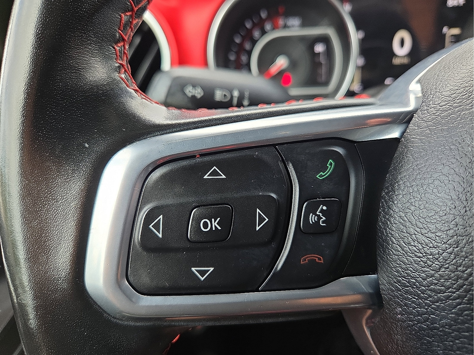 Used 2022 Jeep Gladiator Rubicon w/ LED Lighting Group AWD/4WD image 19