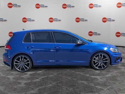 Used 2018 Volkswagen Golf R 4-Door AWD/4WD image 4
