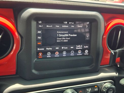 Used 2020 Jeep Wrangler Sport AWD/4WD image 15