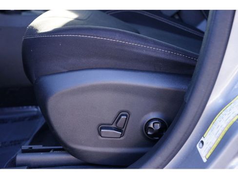 Used 2017 Jeep Cherokee Latitude image 15