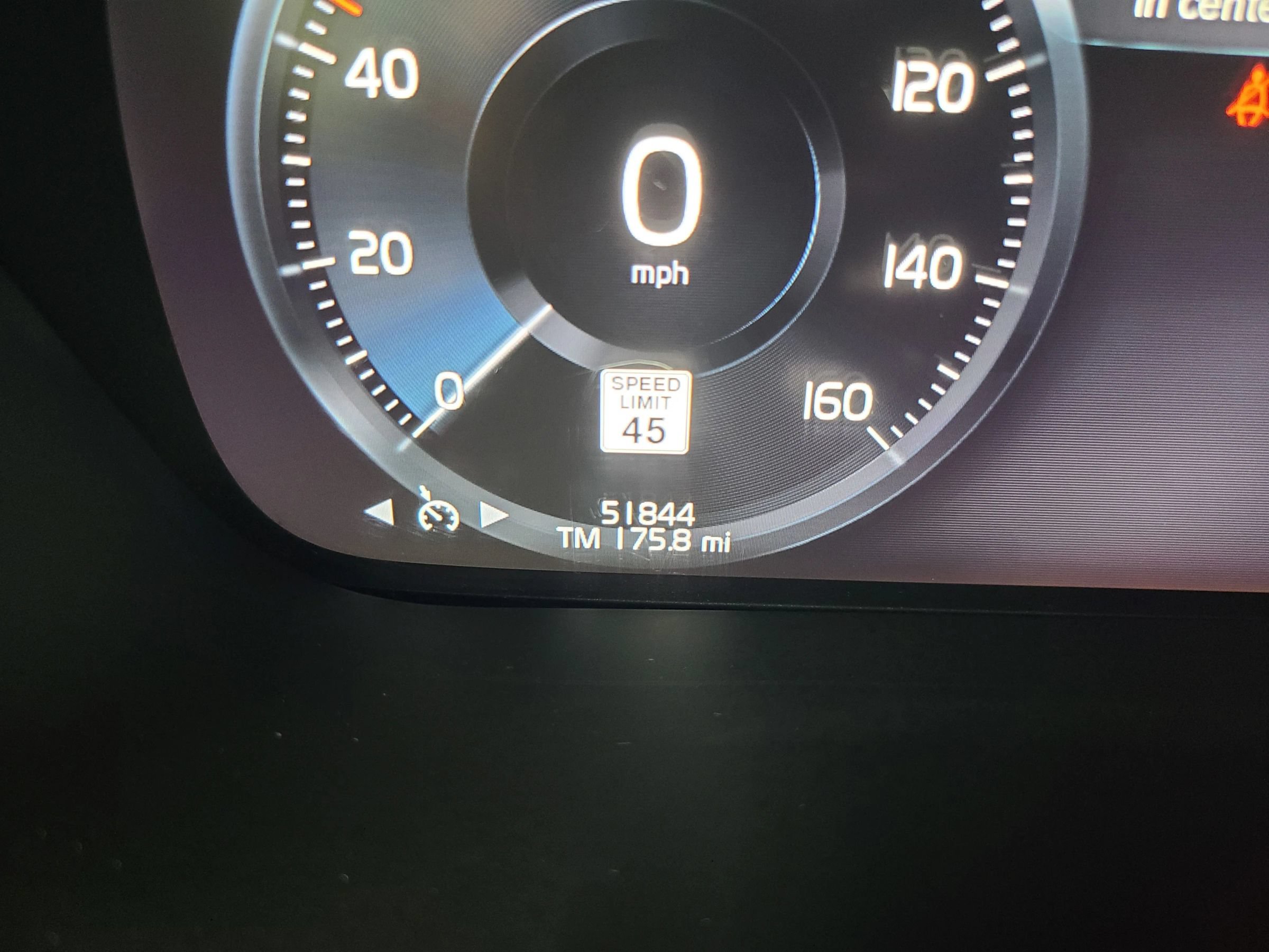 Used 2019 Volvo XC60 T5 R-Design AWD/4WD image 30