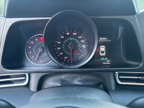 Used 2023 Hyundai Elantra SE FWD image 20