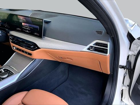 Certified 2026 BMW 330i Sedan RWD image 20