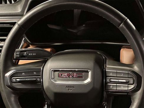 Used 2024 GMC Canyon AT4 w/ AT4 Premium Package image 19