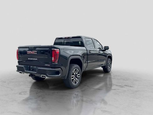 Used 2023 GMC Sierra 1500 AT4 w/ Technology Package AWD/4WD image 6